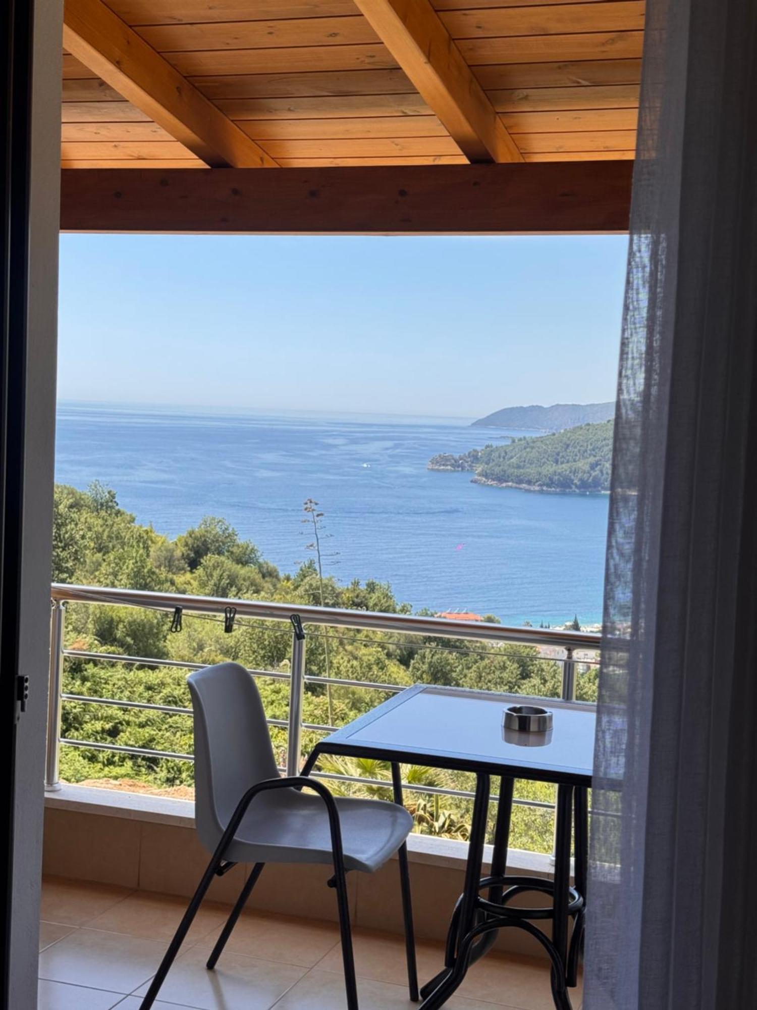 Apartment Belvedere & Himare
